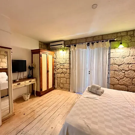 Asma Alacati Отель *