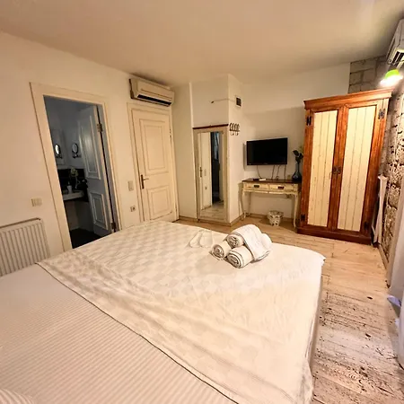 Asma Alacati Hotel Çeşme