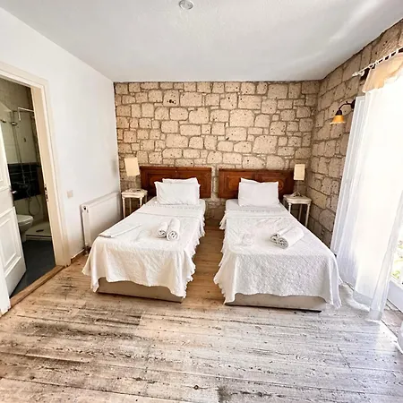 Asma Alacati Hotel *